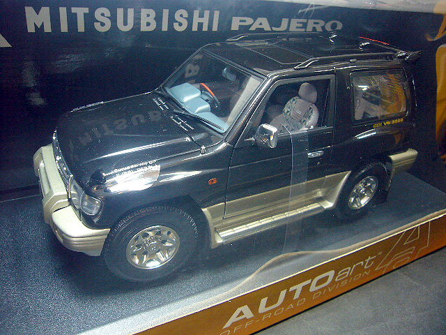 Yahoo!オークション -「(三菱 ミツビシ mitsubishi) パジェロ 1／18