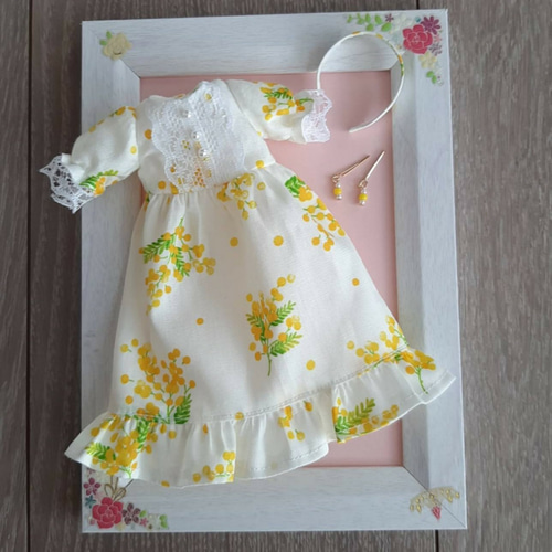 リカちゃん服 ミモザのワンピース オフホワイト その他人形 Brown kuma