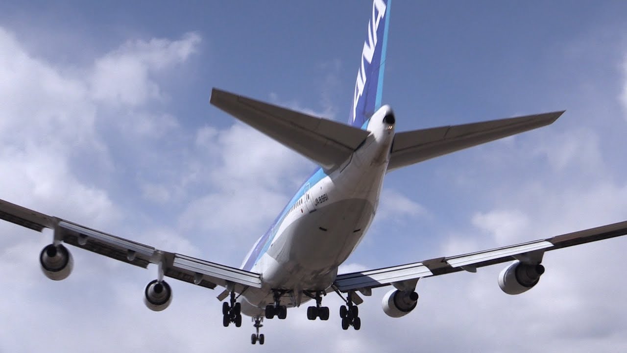 ANA All Nippon Airways Boeing 747-400D Take off & Landing