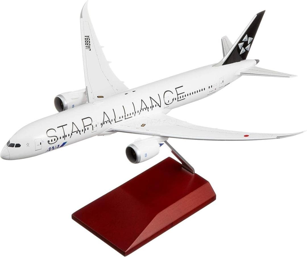 航空機・ヘリコプター ANA 1/200 BOEING 787-9 STAR ALLIANCE Amazon.co.jp: 航空機 ANA B787-9 スターアライアンスの旅客輸送航空機
