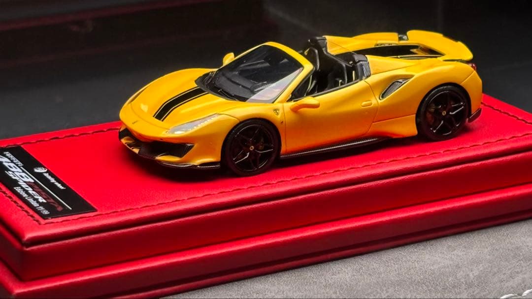 超希少　rotating wheel 1/64 フェラーリ488ピスタスパイダー Rotating Wheel 1:64 Ferrari 488 Pista - Red – Horizon Diecast